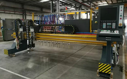 4001老百汇网站细腻等离子数控切割机